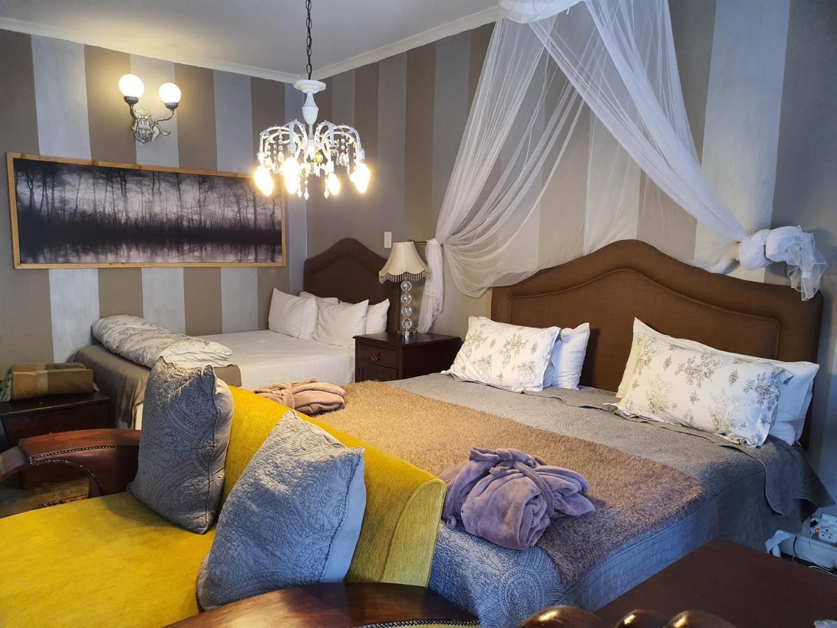 Waterhouse Guest Lodge In Waterkloof Pretoria-Noord Exteriér fotografie