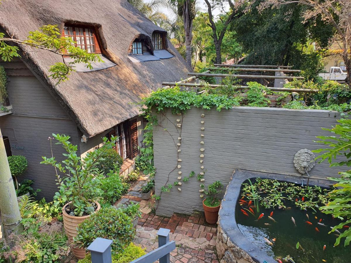 Waterhouse Guest Lodge In Waterkloof Pretoria-Noord Exteriér fotografie