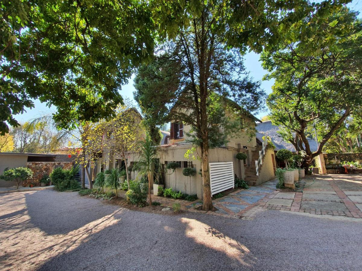 Waterhouse Guest Lodge In Waterkloof Pretoria-Noord Exteriér fotografie